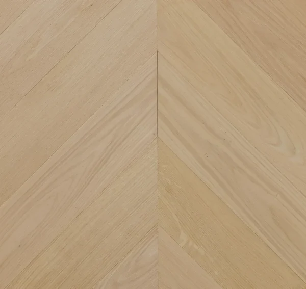 LHD Mehrschicht Eichenparkett in Select/Natur-Qualität, Chevron-Muster 45° – Nut- und Federverbindung.