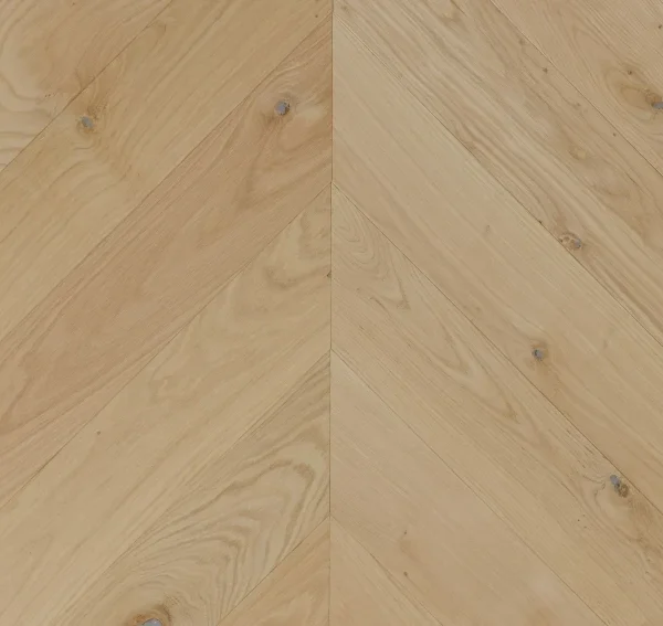 LHD Mehrschicht Eiche Markant/Rustic Qualität, Chevron-Muster 45° – Nut- und Federverbindung.